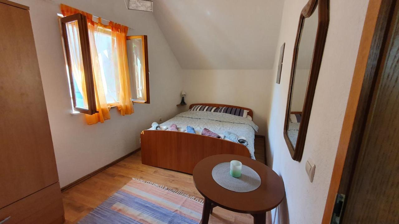 Holiday Home Jere Postira Luaran gambar